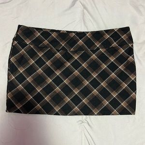 brown mini skirt